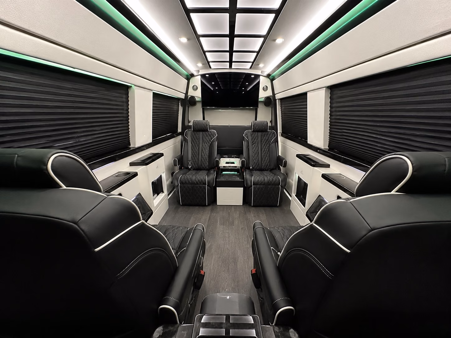 arrange transportation for your next airport transfer 1