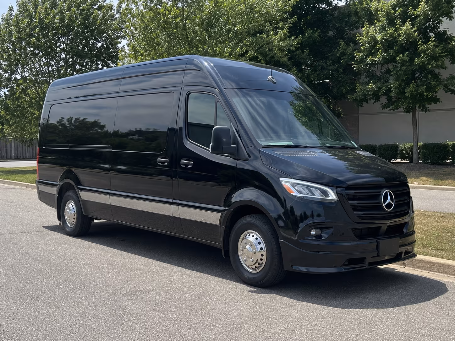 arrange transportation for your next airport transfer 5