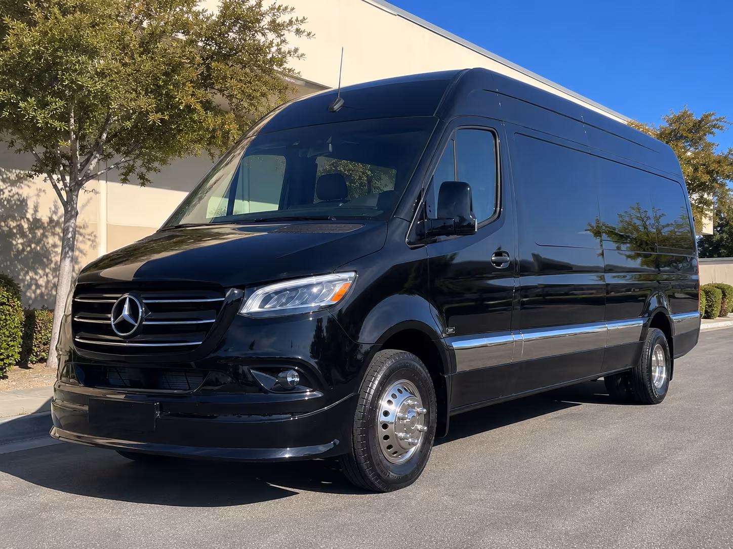 arrange transportation for your next bachelor or bachelorette party 5
