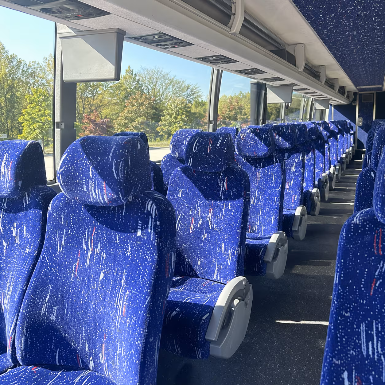 arrange transportation for your next corporate event 3